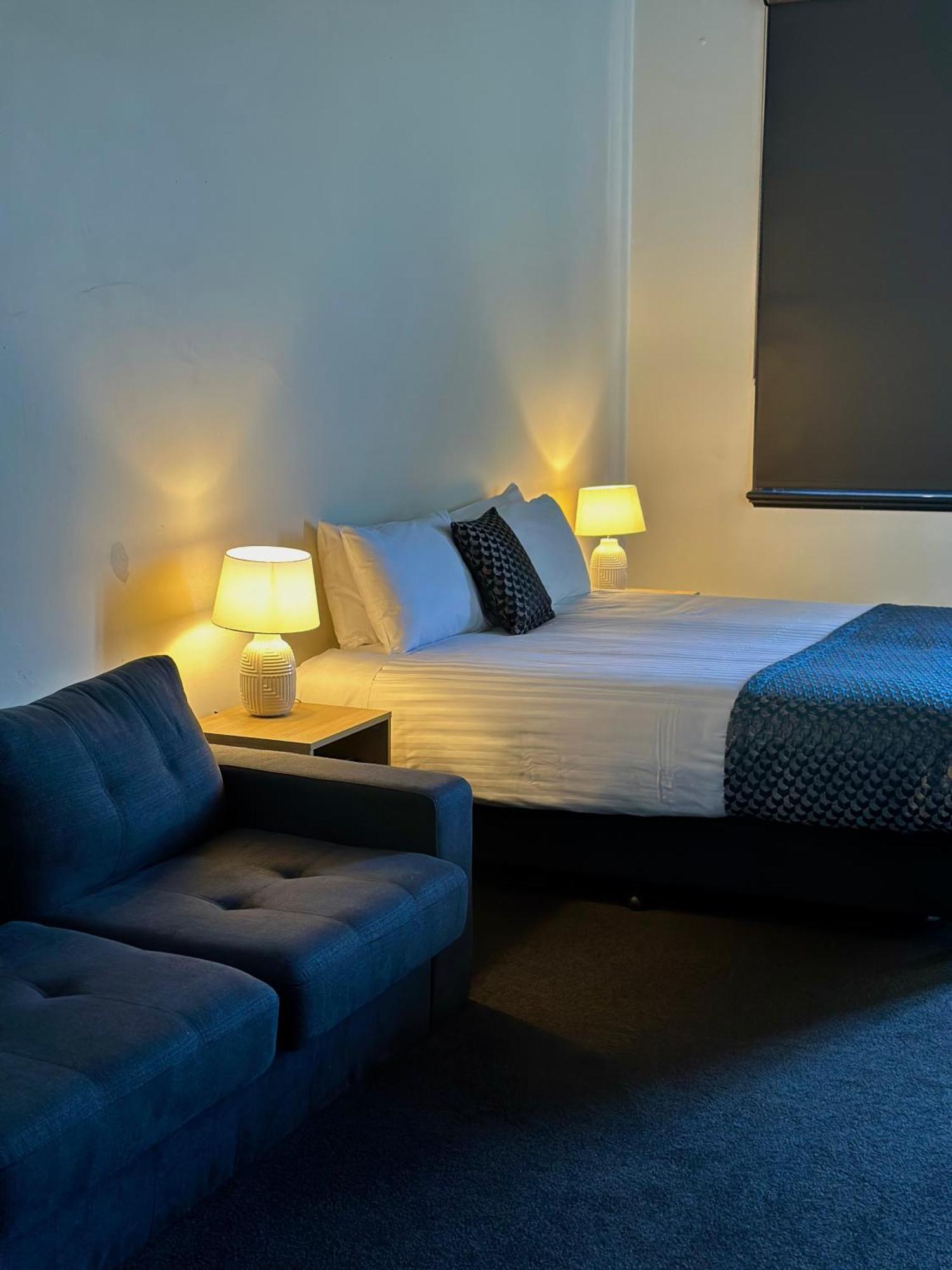 Romano'S Hotel & Suites Wagga Wagga Ngoại thất bức ảnh