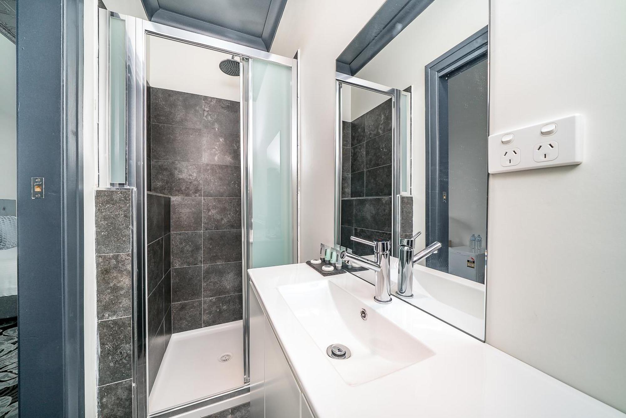 Romano'S Hotel & Suites Wagga Wagga Ngoại thất bức ảnh